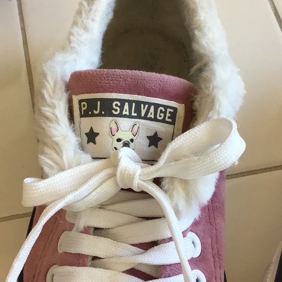 ‘PJ Salvage’ Dusty Rose Velour w/ Faux Fur Sneakers - Picture 6 of 7
